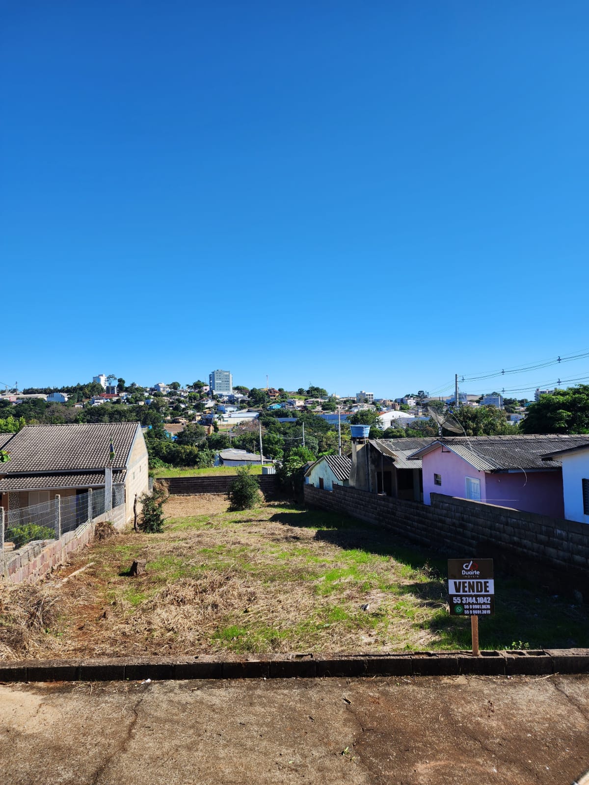 TERRENO NA RUA URUGUAI NO BAIRRO PANOSSO!